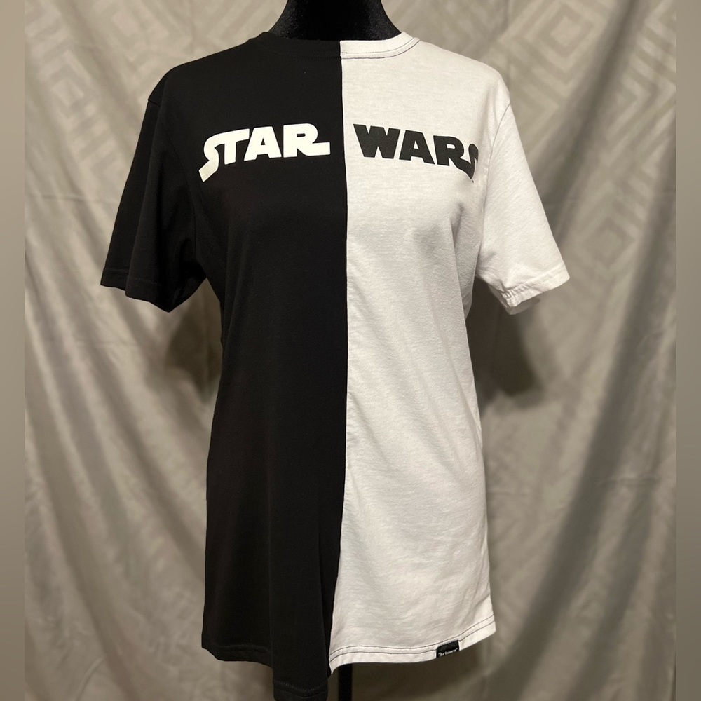 OUR Universe, Star Wars, unisex size small, worn